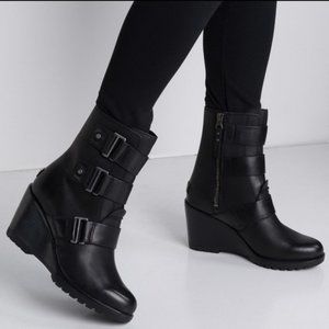 SOREL After Hours Leather Wedge Buckle Mid Bootie, Black Size 8.5